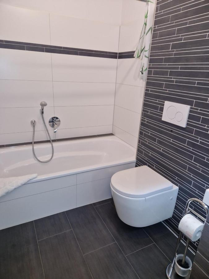 Hochwertige 85Qm-Wohnung In Wuppertal-Vohwinkel Εξωτερικό φωτογραφία